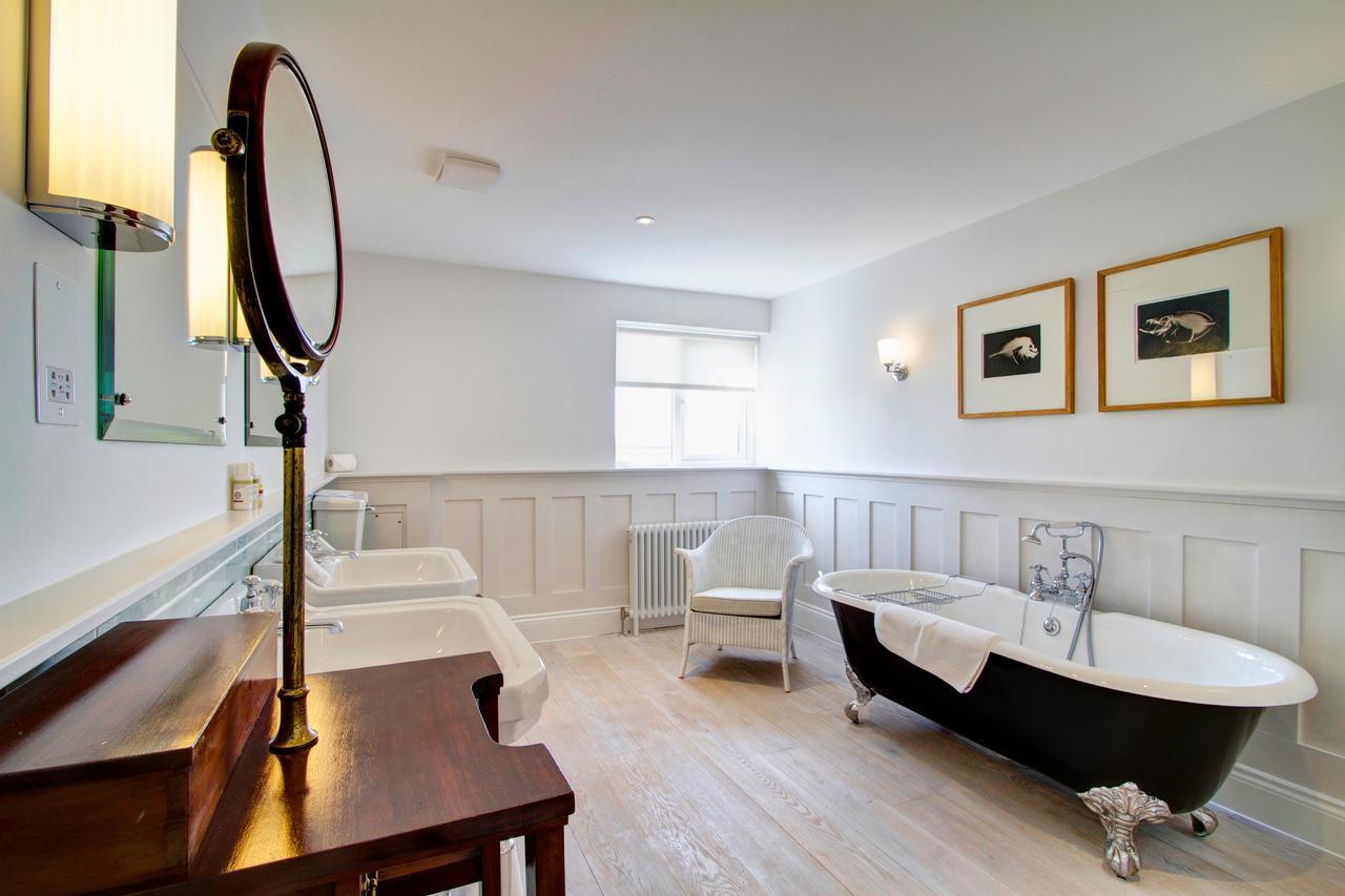 The Seaside Boarding House Hotell Burton Bradstock Exteriör bild